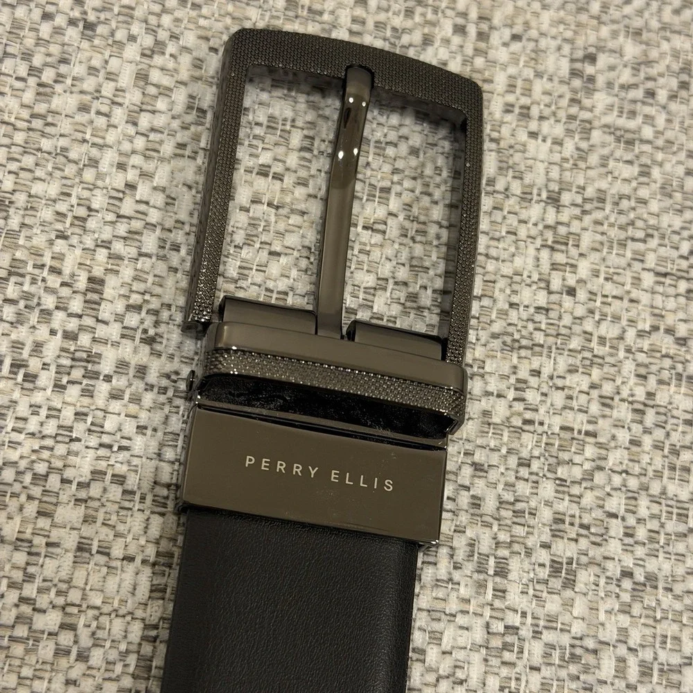 Perry Ellis perry ellis